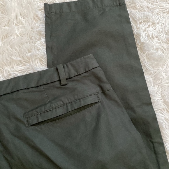 Lululemon men’s ABC dark green pants - Picture 8 of 11